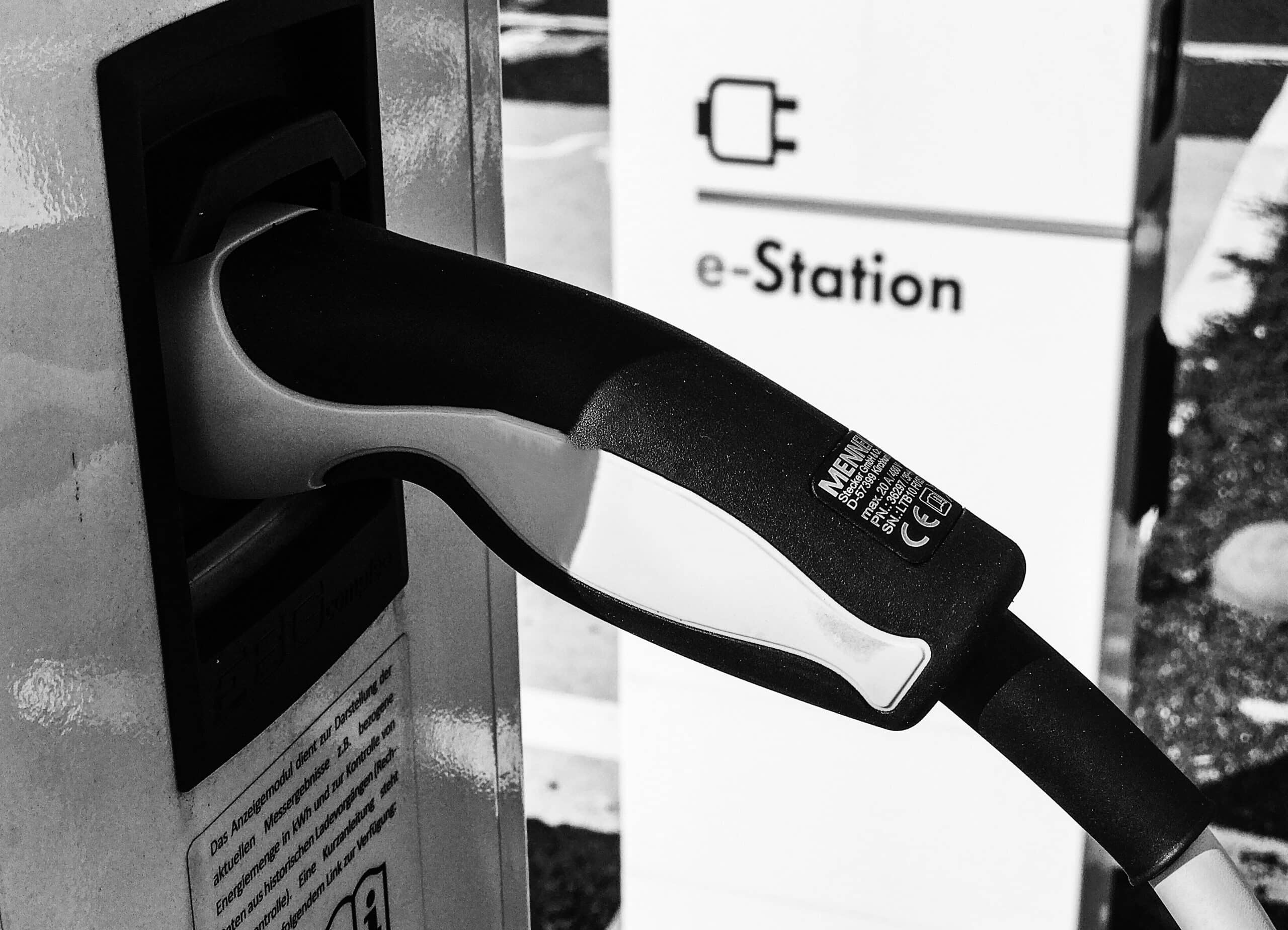 black and white picture of electric charging stati 2022 11 07 10 01 02 utc