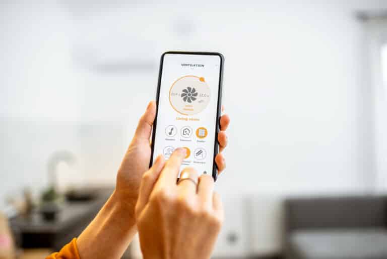 controlling ventilation with a smart phone at home