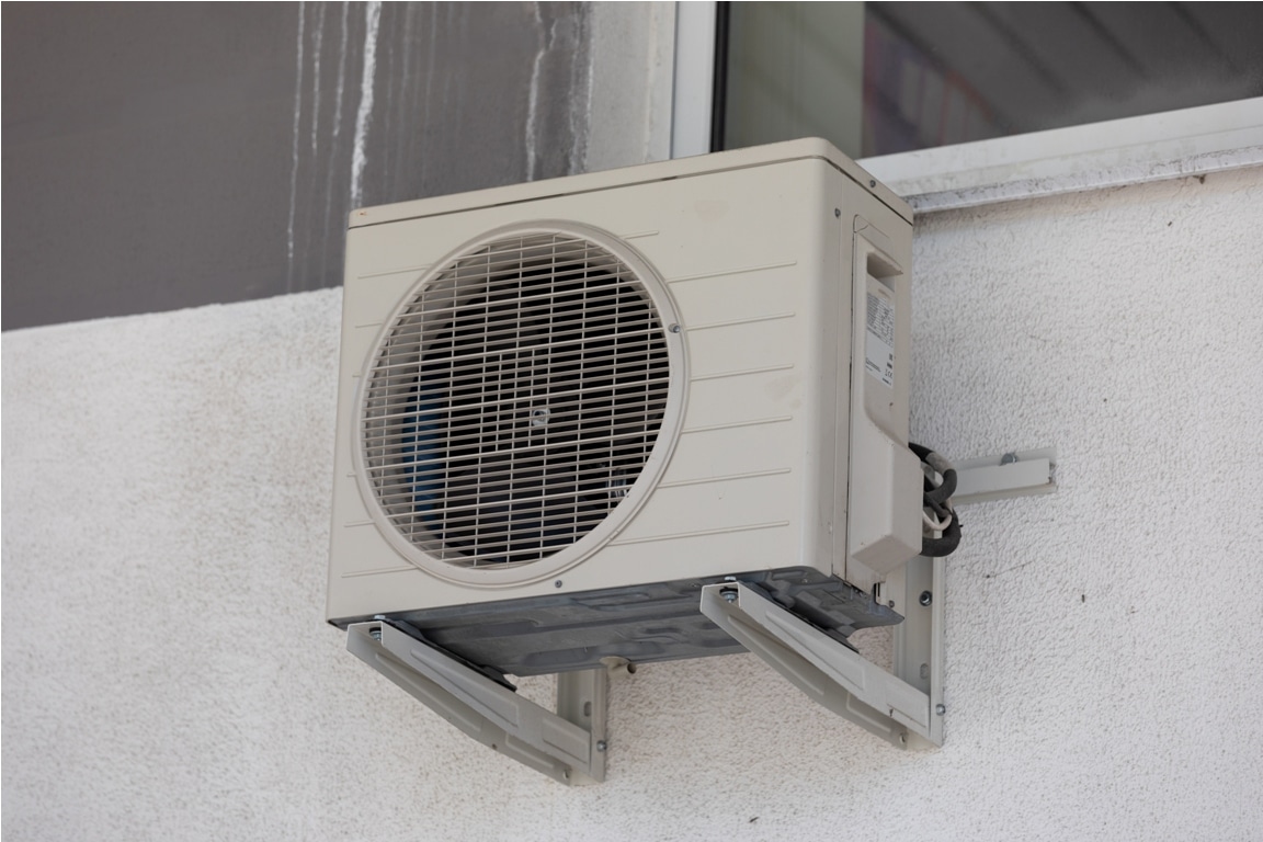 external condensing unit of the air conditioning unit.