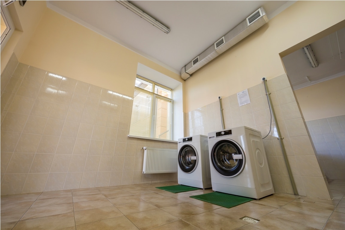 modern new industrial washing machines on rubber i 2022 08 26 14 42 27 utc