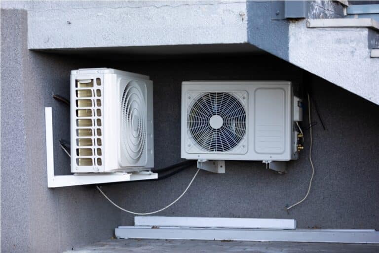 two units of outdoor air conditioners for heat dis 2022 11 18 19 28 37 utc