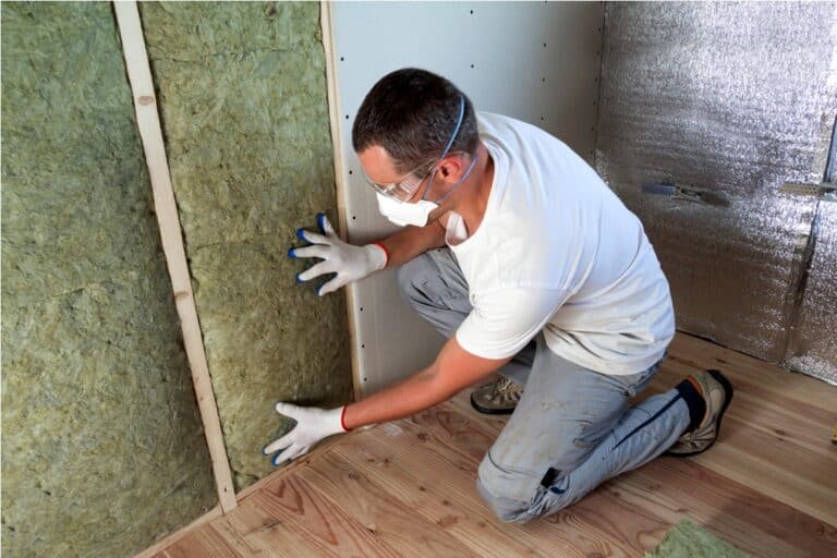 worker in protective goggles and respirator insula 2023 02 08 01 14 32 utc