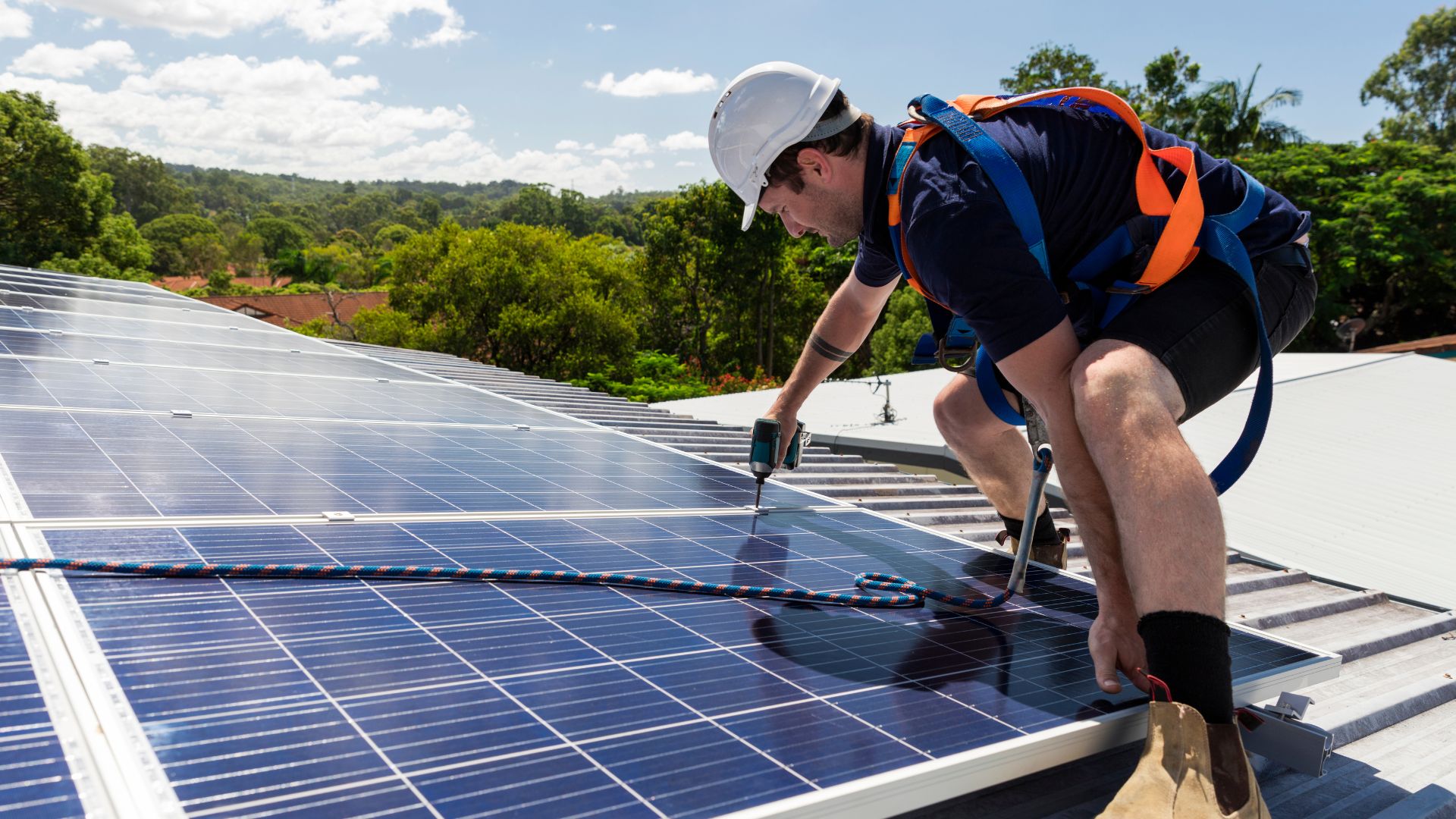 6583233818a5b installation panneau solaire 1