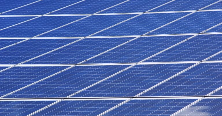 découvrez des solutions pour améliorer l'efficacité énergétique et réduire la consommation d'énergie.