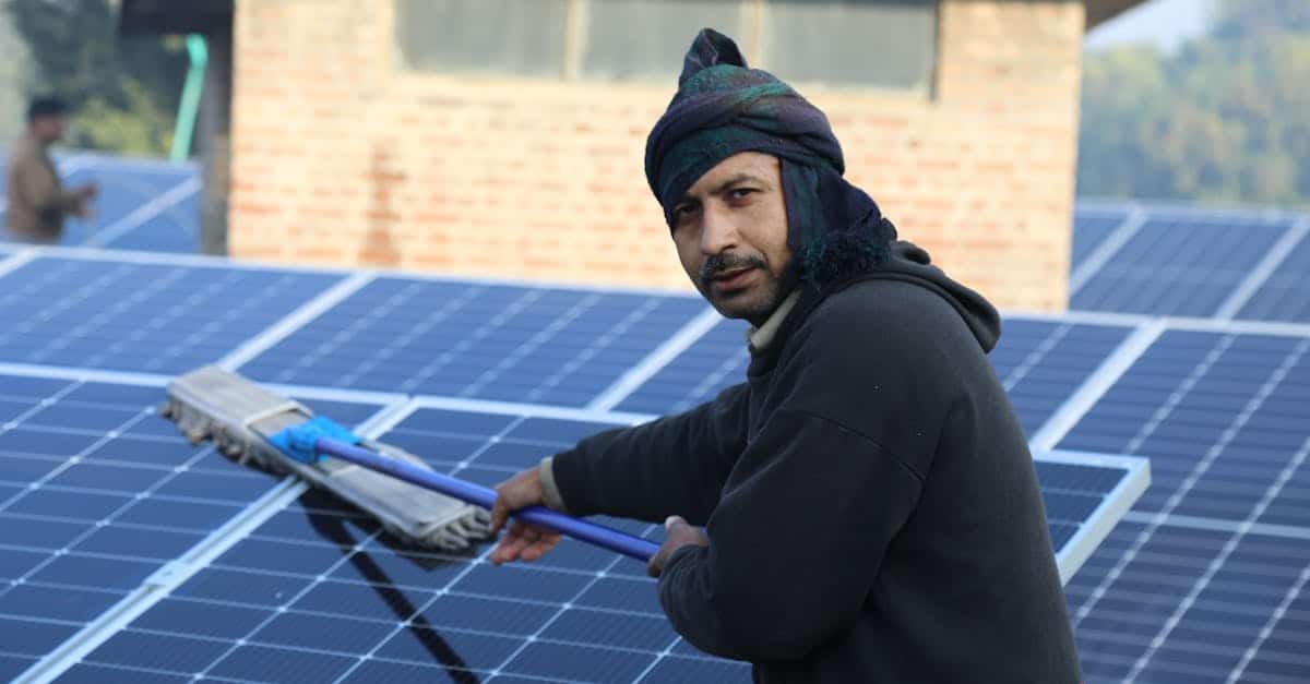 découvrez notre générateur solaire portable hautement efficace pour des besoins énergétiques sans émission de carbone. idéal pour les activités de plein air, les situations d'urgence et les zones hors réseau.
