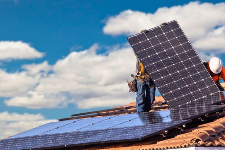 La croissance record du marché photovoltaïque français : un boom énergétique sans précédent